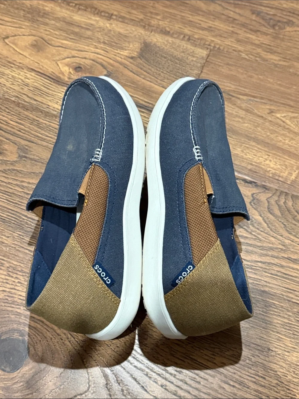 CROCS santa cruz